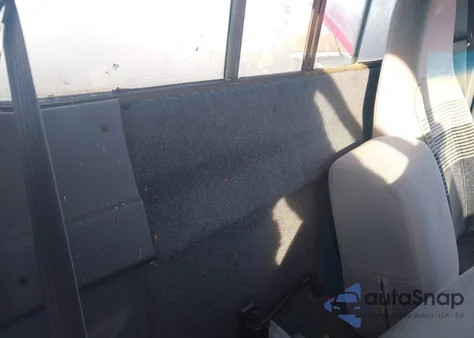 1992 Ford Ranger z USA, uszkodzony, nr VIN 1FTCR10U2NUA46053